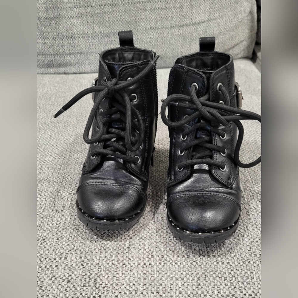 Black boots